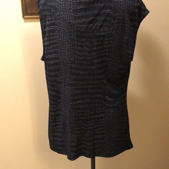 Michael Kors Cowl neck sleeveless top, scrunched left side detail, mk logo plate - Picture 7 of 10